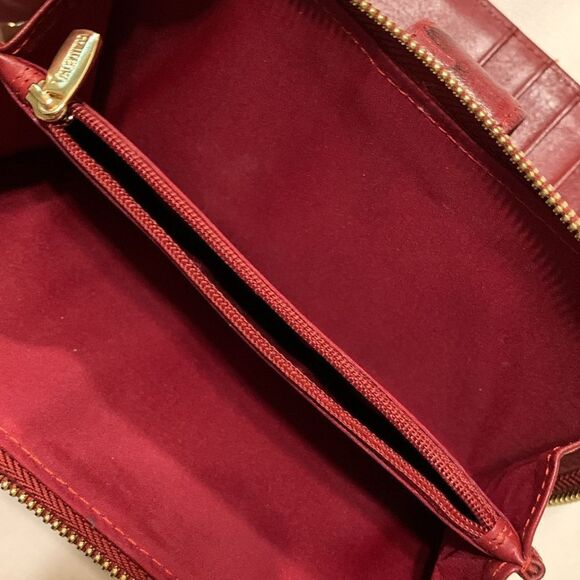 Valentina Embossed zip around reddish burgundy wallet EUC - Picture 7 of 12